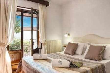 Gocce Villas - Villa De Flores Country Style Villa With Pool Маса Лубрензе Екстериор снимка