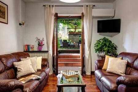 Gocce Villas - Villa De Flores Country Style Villa With Pool Маса Лубрензе Екстериор снимка