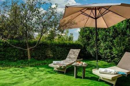 Gocce Villas - Villa De Flores Country Style Villa With Pool Маса Лубрензе Екстериор снимка