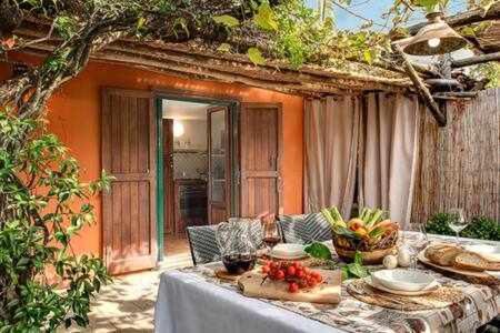 Gocce Villas - Villa De Flores Country Style Villa With Pool Маса Лубрензе Екстериор снимка